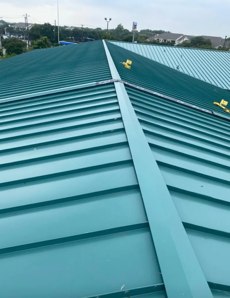 Green commercial metal roof ridge and valley for Metal Roof Repair in Fort Oglethorpe